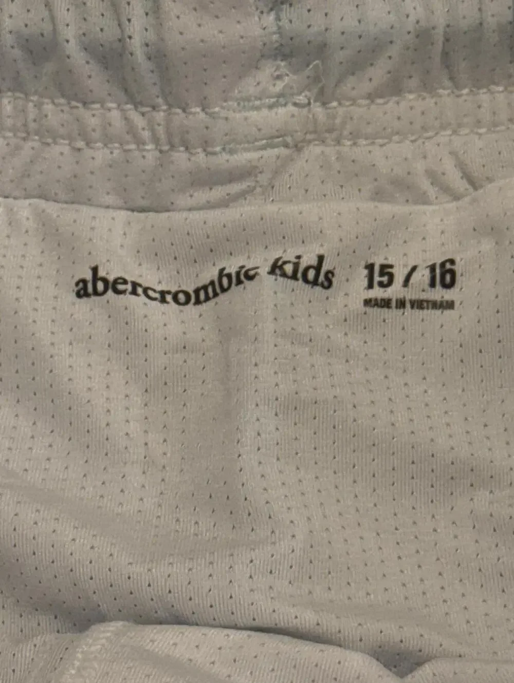 Abercrombie Kids Boys Tropical Print Shorts 15/16 - Lightweight Comfort